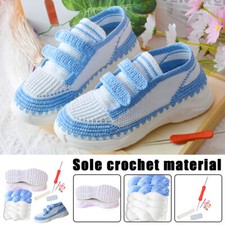 Set di materiali all'uncinetto